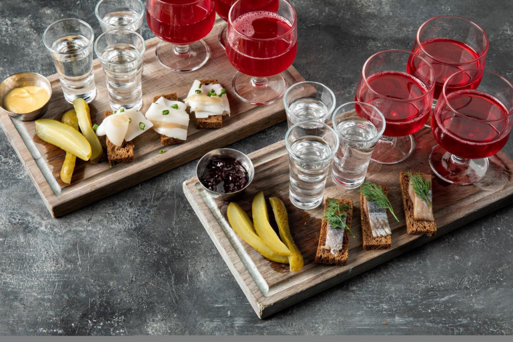 CraftKitchen_сеты_с_водкой_царская-RestoranNews.jpg CraftKitchen_сеты_с_водкой_царская-RestoranNews.jpg