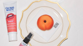 � Reina Bistro �������� ��� �� ������ ������� � ����� � ��������� �� Global White x Super