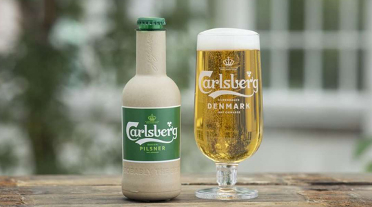 Биоразлагаемая бутылка из бумаги для пива Carlsberg