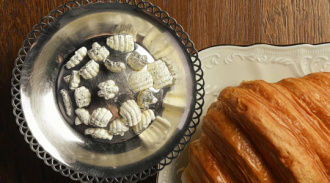 ����������� �����, ������� � ������� � �������� �������: Reina Bistro �������� �������� 
