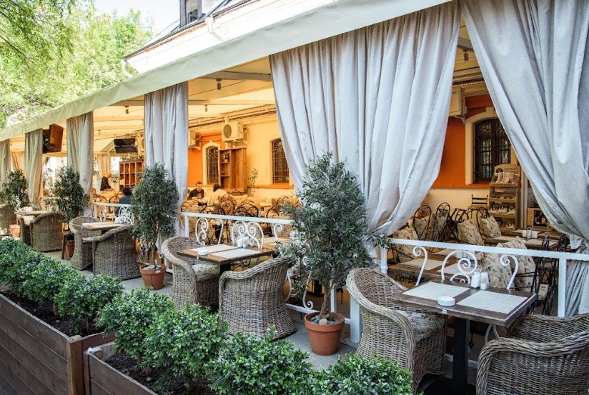 Веранда_Тутта Ла Вита-Restoran_News.jpg Веранда_Тутта Ла Вита-Restoran_News.jpg