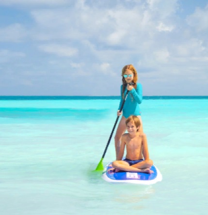 11-Restoran_News-The Ritz-Carlton Maldives, Fari Islands.jpg